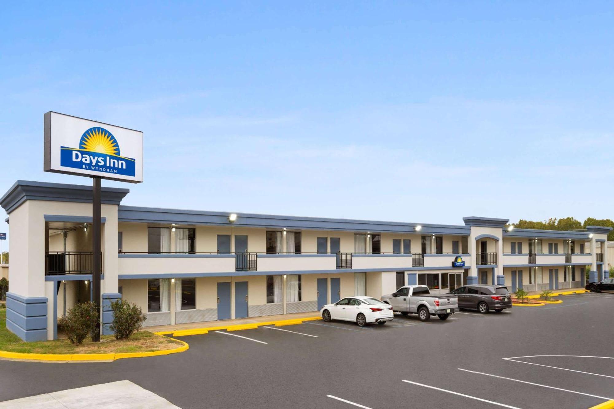 Days-Inn By Wyndham Montgomery I-85 Exterior photo